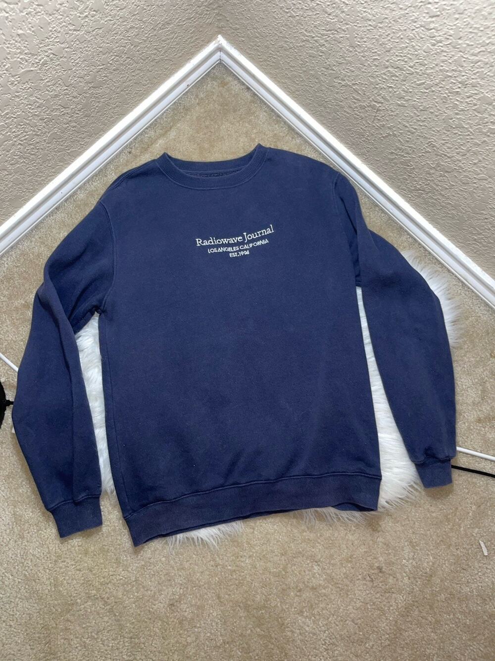 Cotton On Men's Navy Blue Radiowave Journal Los Angeles CA Pullover Sweater M